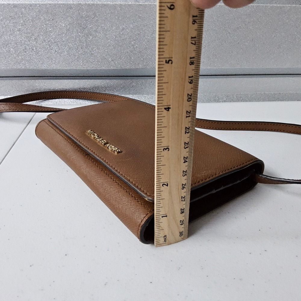 Michael Kors Crossbody Wallet Brown Leather‎ Phone Holder Card Slots - Picture 11 of 13